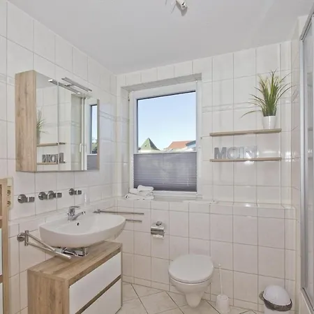 شقة Haus Strandeck Ferienwohnung 20 Mit Sauna- Und Schwimmbadnutzung Im Ahoi Sellin غورين