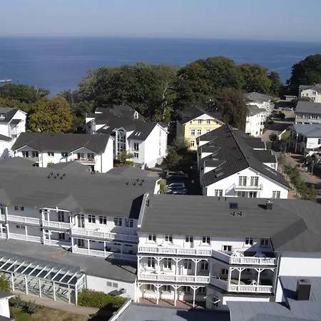 Mit Balkon, Gratis Nutzung Vom Ahoi Erlebnisbad Und Sauna In Sellin - Haus Strandeck 20 Apartment